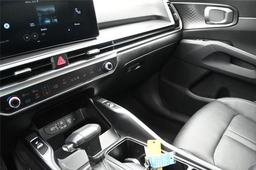 Wolf Gray 2024 Kia Sorento S