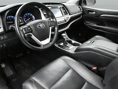 2018 Toyota Highlander Limited Platinum