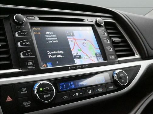 2018 Toyota Highlander Limited Platinum