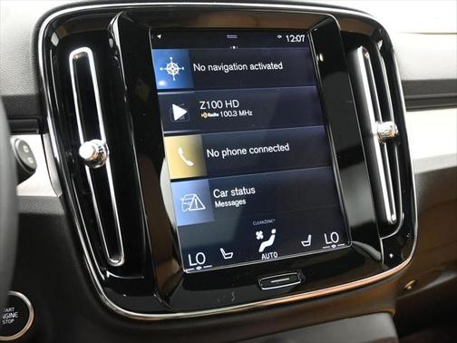 2019 Volvo XC40 T5 Momentum