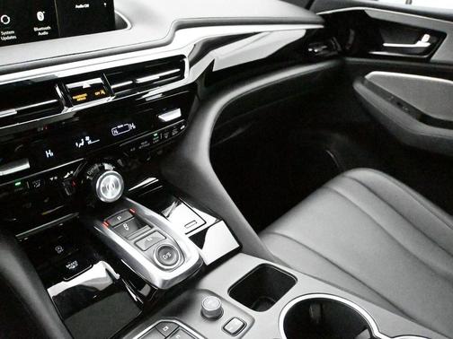 2023 Acura MDX Standard