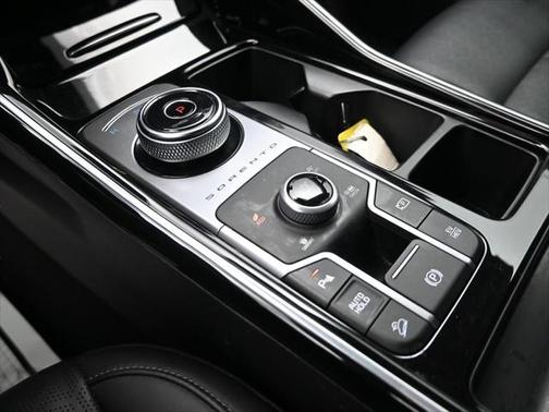 2022 Kia Sorento Plug-In Hybrid SX