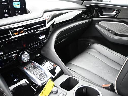 2022 Acura MDX Advance Package