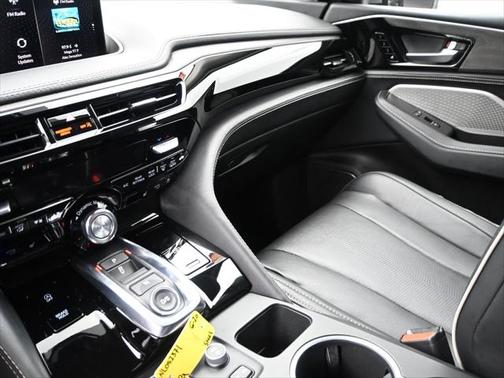 2022 Acura MDX Advance Package