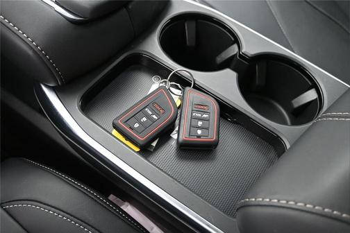 Majestic Black Pearl 2025 Acura RDX Technology Package