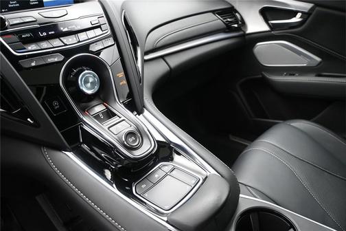 Majestic Black Pearl 2025 Acura RDX Technology Package