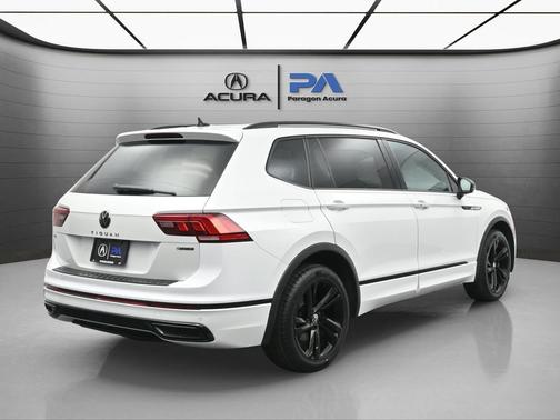 2023 Volkswagen Tiguan 2.0T SE R-Line Black 4MOTION