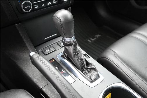Modern Steel Metallic 2022 Acura ILX Base