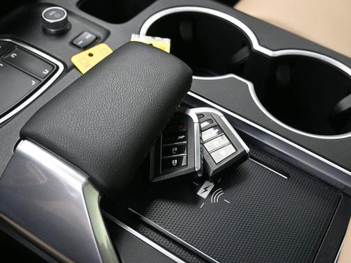 2024 Acura MDX Standard