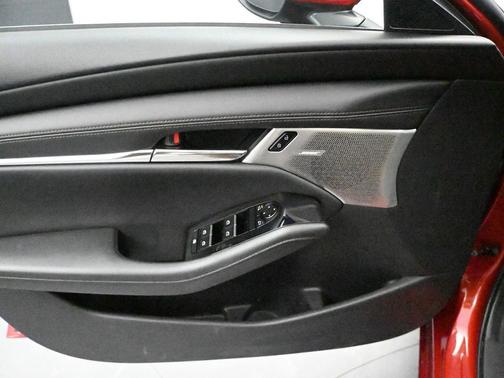 2021 Mazda Mazda3 FWD w/Premium Package