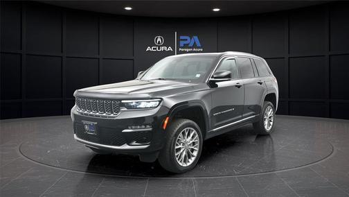 Diamond Black Crystal Pearlcoat 2022 Jeep Grand Cherokee Summit