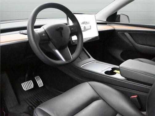 2025 Tesla Model Y Performance Dual Motor All-Wheel Drive