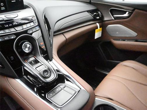 Platinum White Pearl 2026 Acura RDX Advance Package