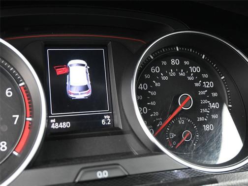 2016 Volkswagen Golf GTI 2.0T S 4-Door