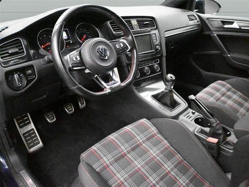 2016 Volkswagen Golf GTI 2.0T S 4-Door