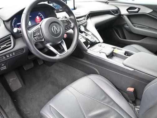 2025 Acura TLX Technology