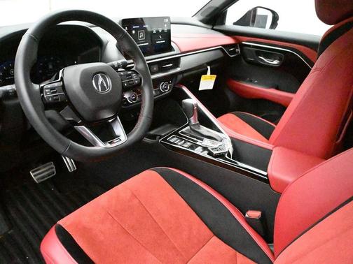 Platinum White Pearl 2025 Acura ADX A-Spec