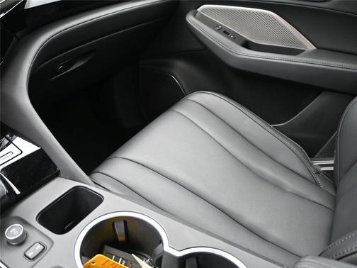 2023 Acura MDX Standard