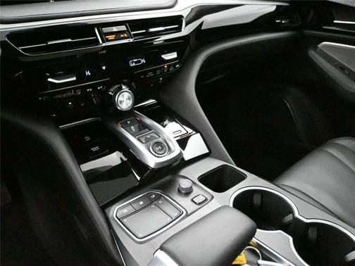 2023 Acura MDX Standard