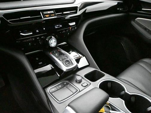 2023 Acura MDX Standard