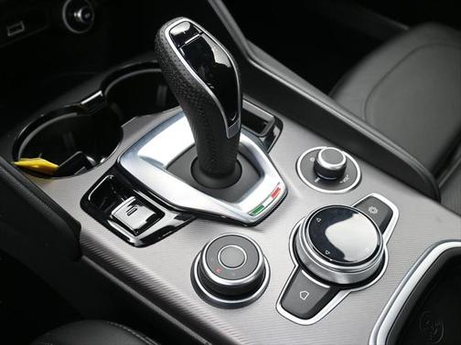 2021 Alfa Romeo Giulia Ti