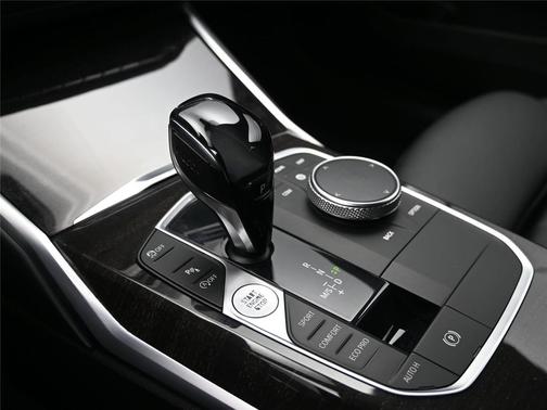 2019 BMW 330 xDrive