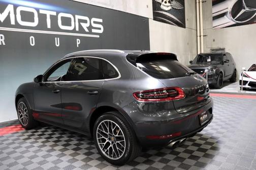 2017 Porsche Macan S