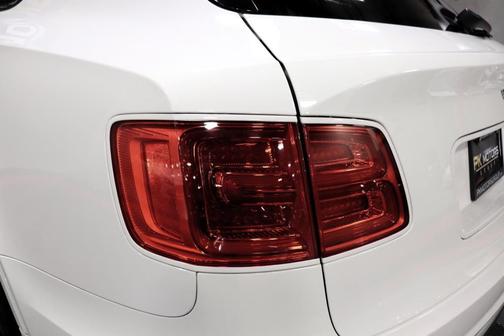 2017 Bentley Bentayga 