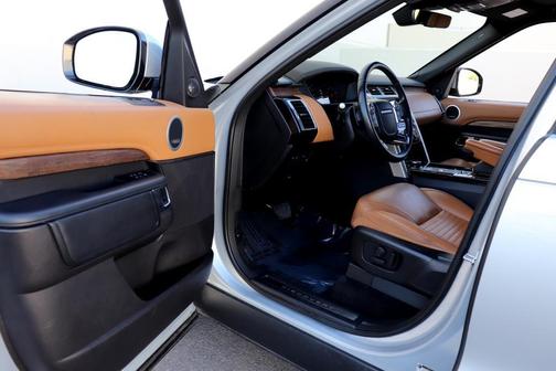 2018 Land Rover Discovery HSE LUXURY