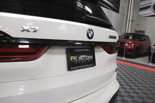 2020 BMW X7 M50i
