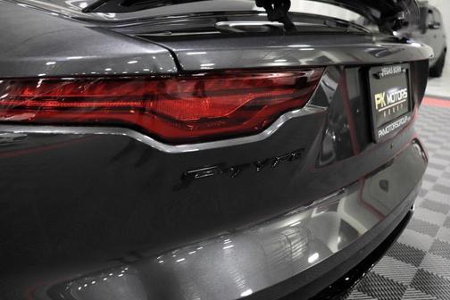 2022 Jaguar F-TYPE R DYNAMIC
