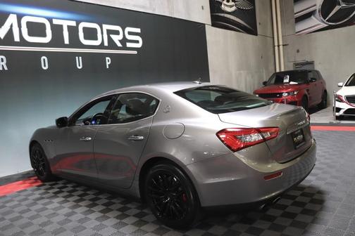 2016 Maserati Ghibli S