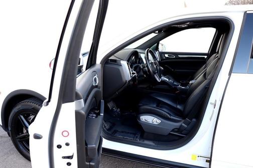 2018 Porsche Cayenne S