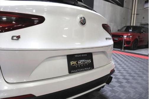 2018 Alfa Romeo Stelvio Quadrifoglio