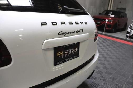 2014 Porsche Cayenne GTS