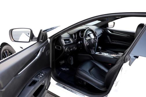 2016 Maserati Ghibli Base