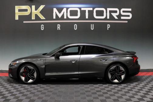 2022 Audi RS e-tron GT quattro