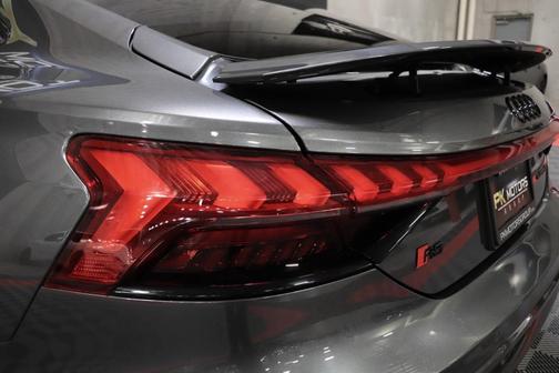 2022 Audi RS e-tron GT quattro