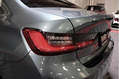 2020 BMW 330 330i