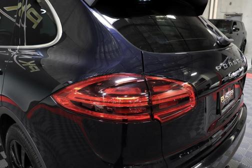 2015 Porsche Cayenne Turbo