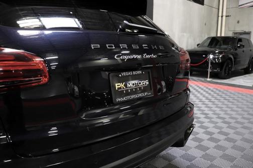 2015 Porsche Cayenne Turbo