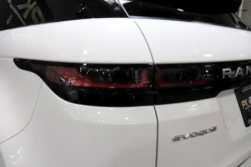 2023 Land Rover Range Rover Evoque SE