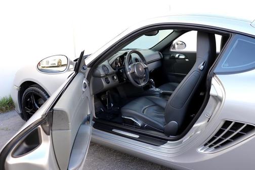 2009 Porsche Cayman 
