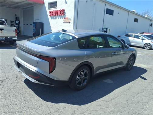 2026 Kia K4 