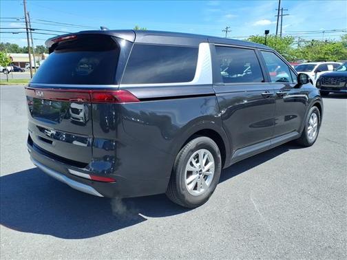 Dark Gray 2022 Kia Carnival LX