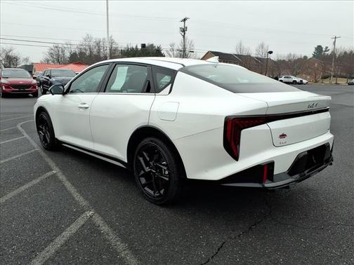 2025 Kia K4 GT-Line Turbo