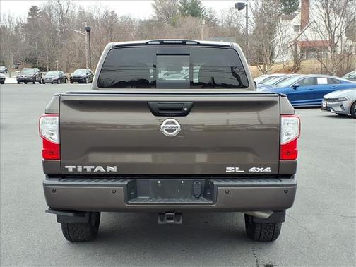 2019 Nissan Titan SL
