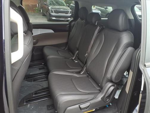 Deep Chroma Blue 2026 Kia Carnival LXS