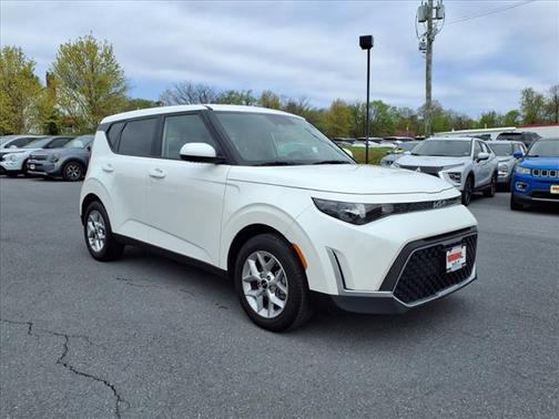 2024 Kia Soul LX