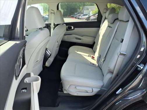 Metal 2026 Kia Sorento EX